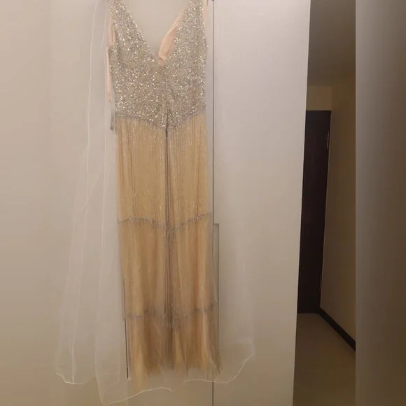 Prom Dress! - Picture 4 of 4